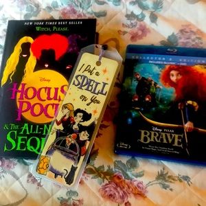 Hocus Pocus Book & bookmark & FREE DVD